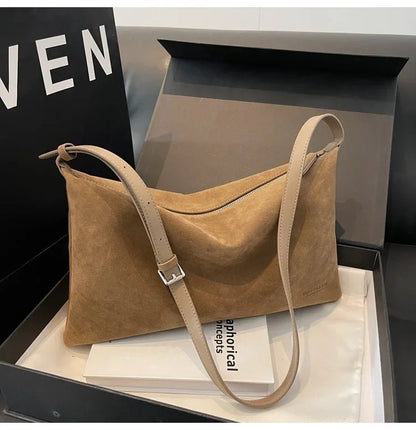 Klasyczna prostokątna torebka