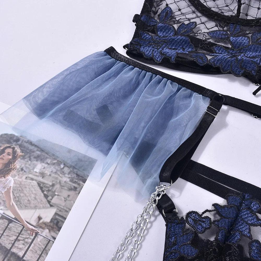 Komplet bielizny z falbanką