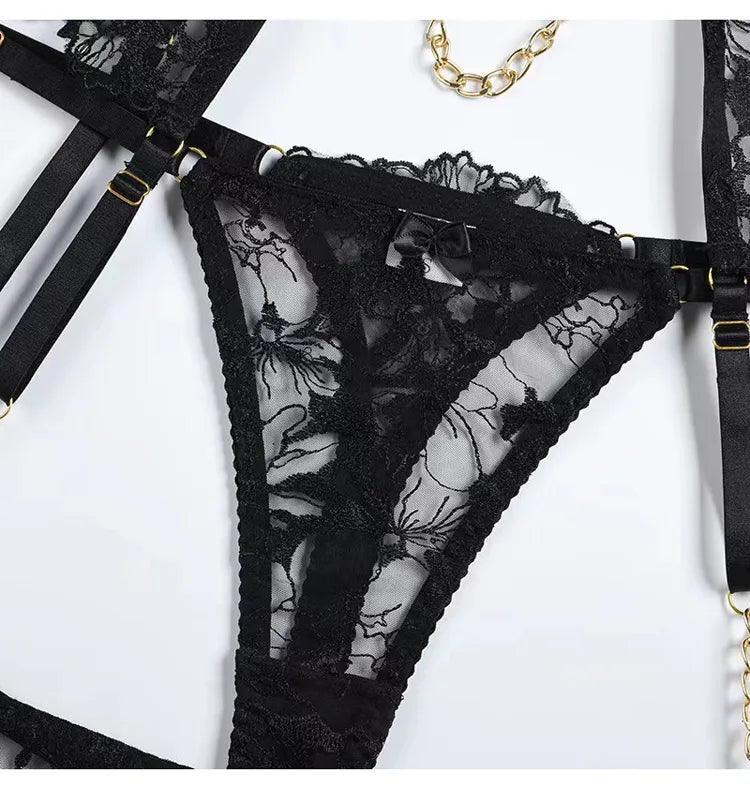 Komplet bielizny z łańcuszkami