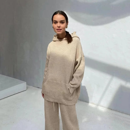 Komplet odzieży z kapturem