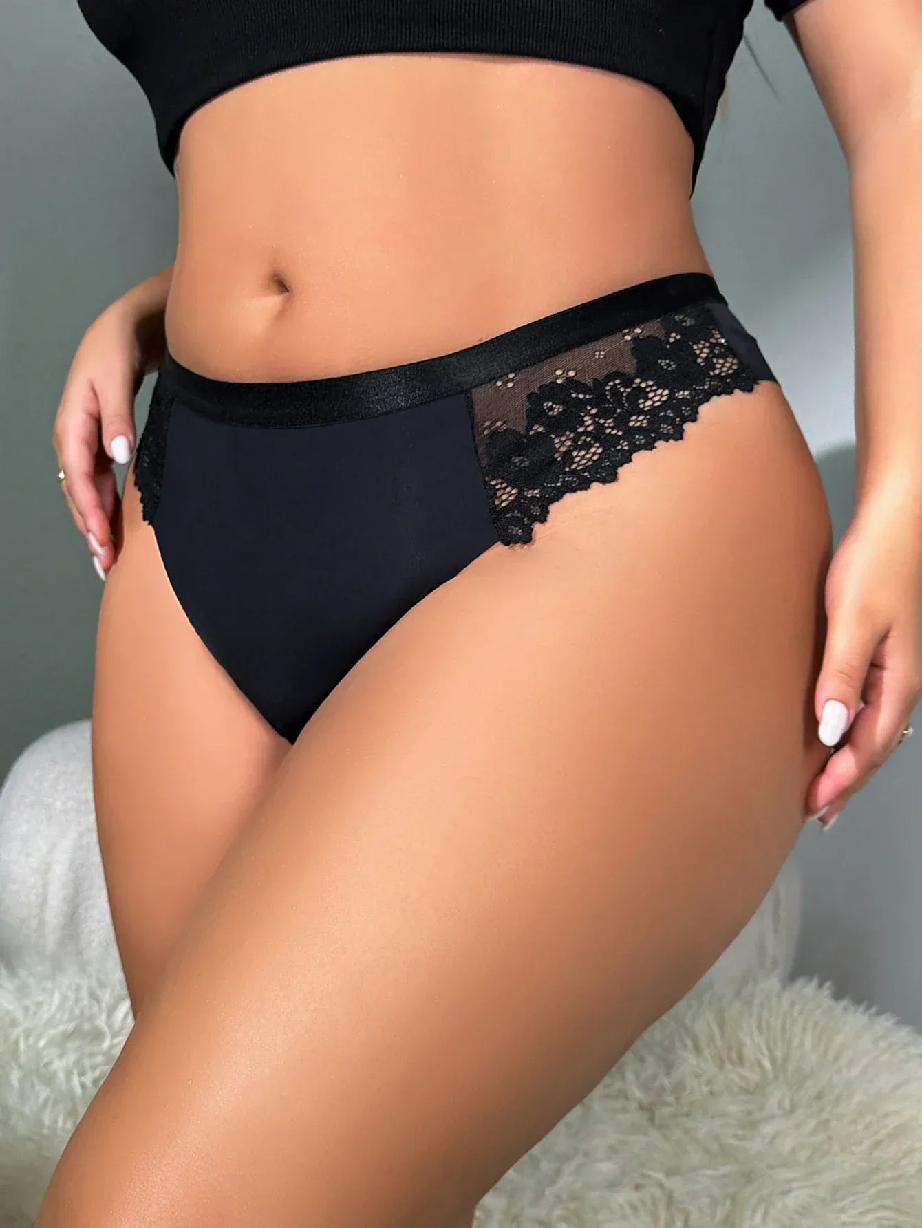 Koronkowe figi w większych rozmiarach