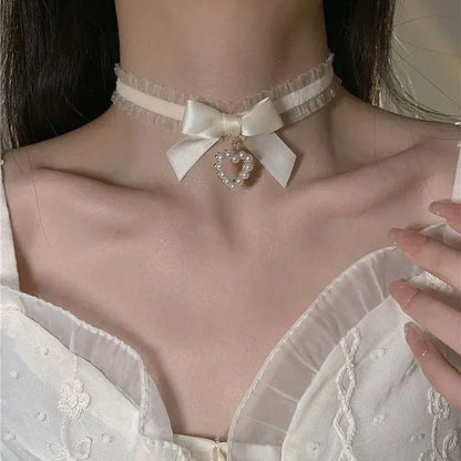 Koronkowy choker