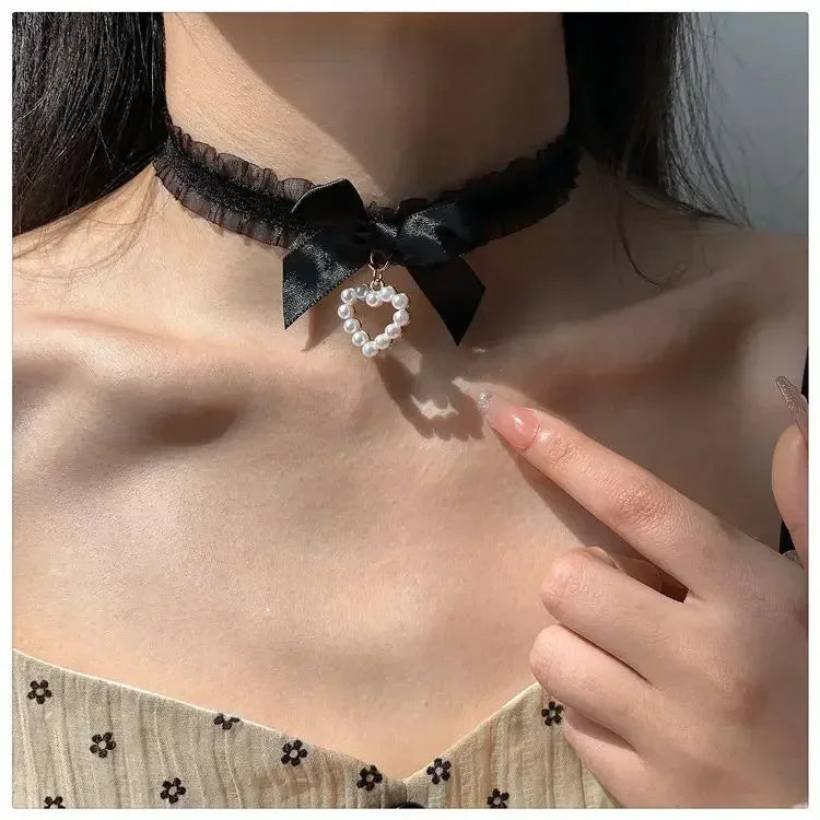 Koronkowy choker