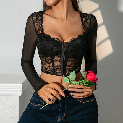 Koronkowy gorset z długim rękawem