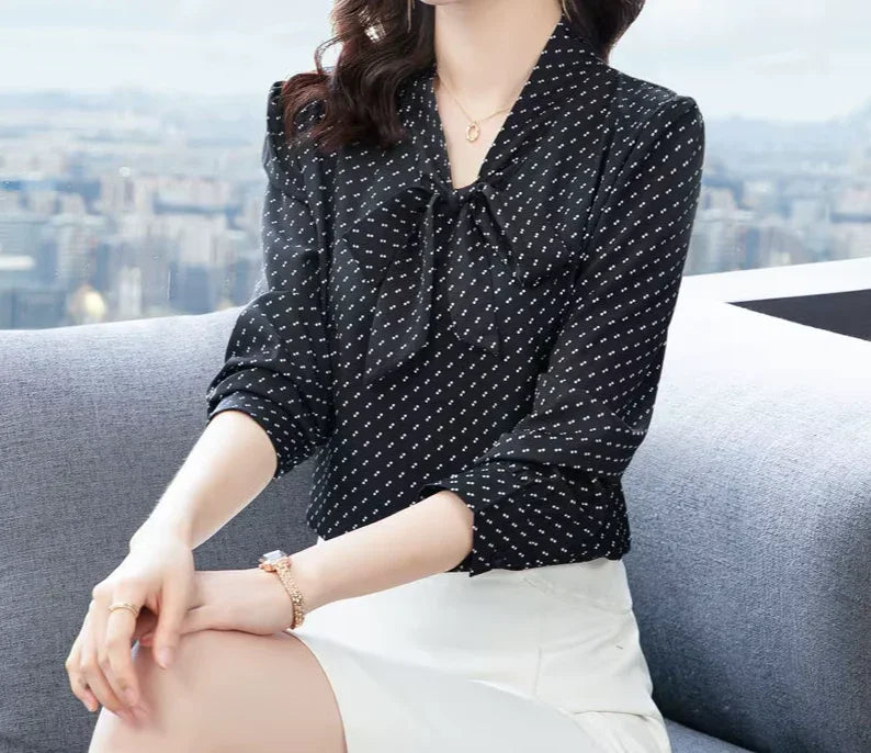 Koszula damska w grochy z wiązaniem pod szyją