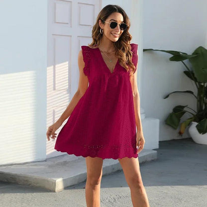 Krótka sukienka ażurowa