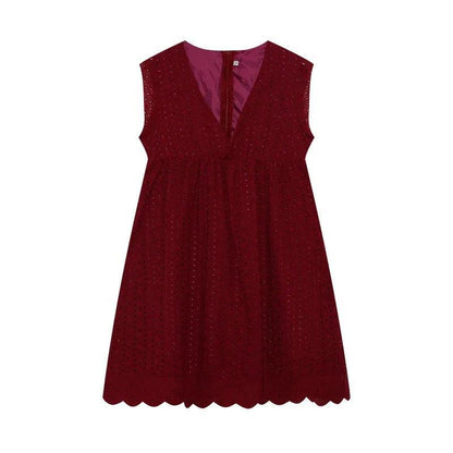 Krótka sukienka ażurowa