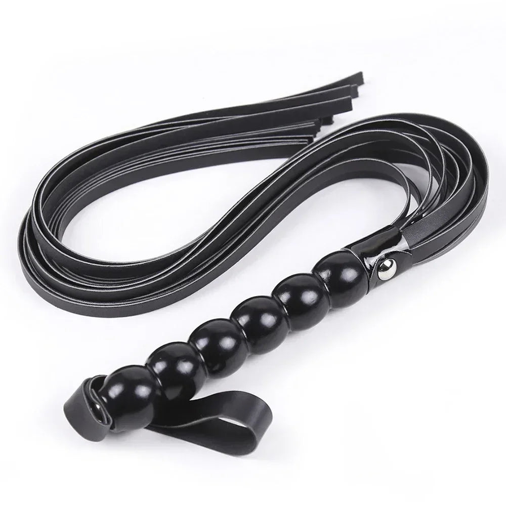 Krótki bicz z frędzlami