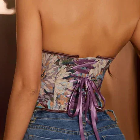 Kwiatowy elegancki gorset