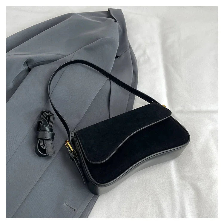 Minimalistyczna torebka na ramię