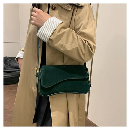 Minimalistyczna torebka na ramię