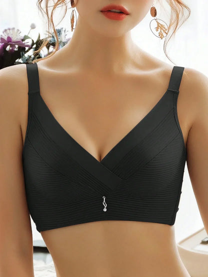 Modelujący biustonosz z trójkątnymi miseczkami