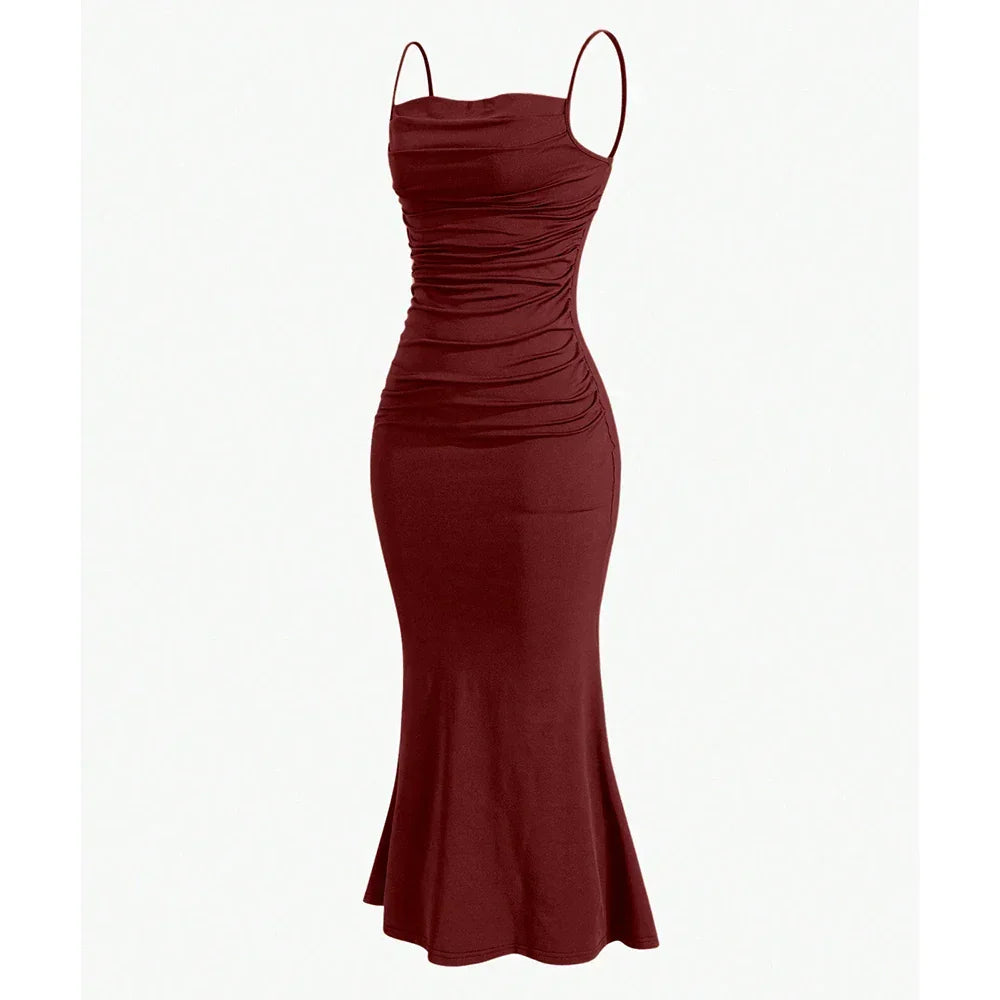 Obcisła sukienka maxi na ramiączkach