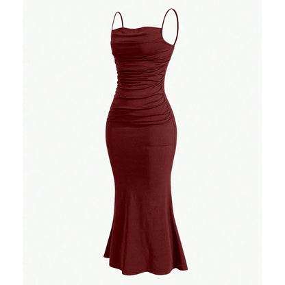 Obcisła sukienka maxi na ramiączkach