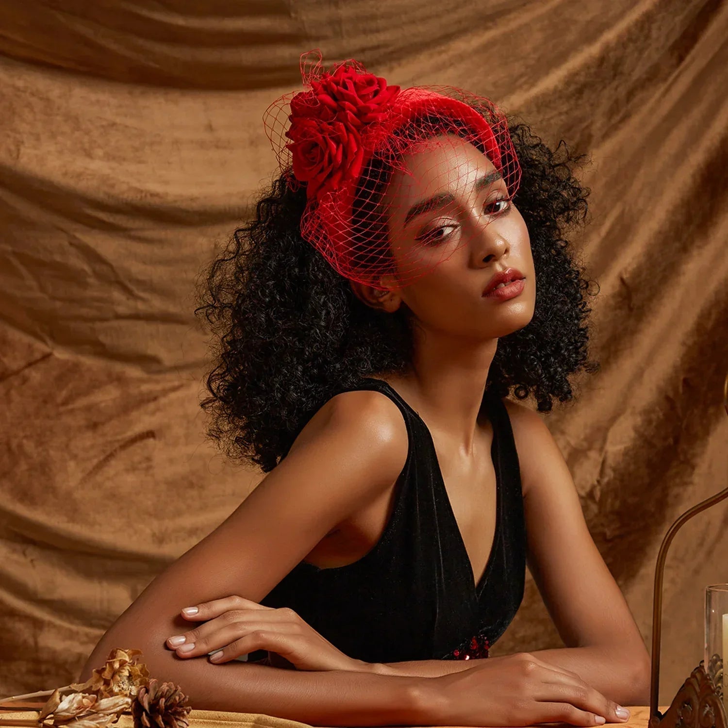 Opaska zasłaniająca twarz