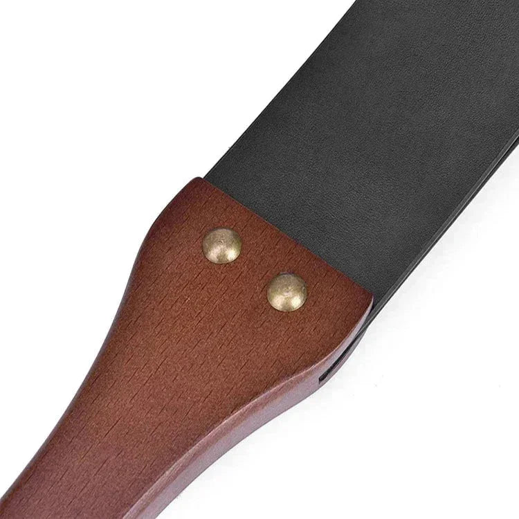 Packa z drewnianą rączką