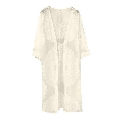 Prześwitująca sukienka plażowa z haftami