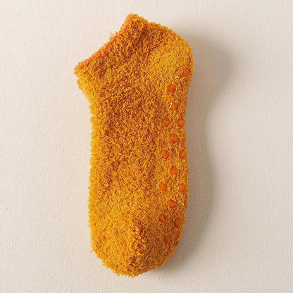 Puchate skarpety antypoślizgowe