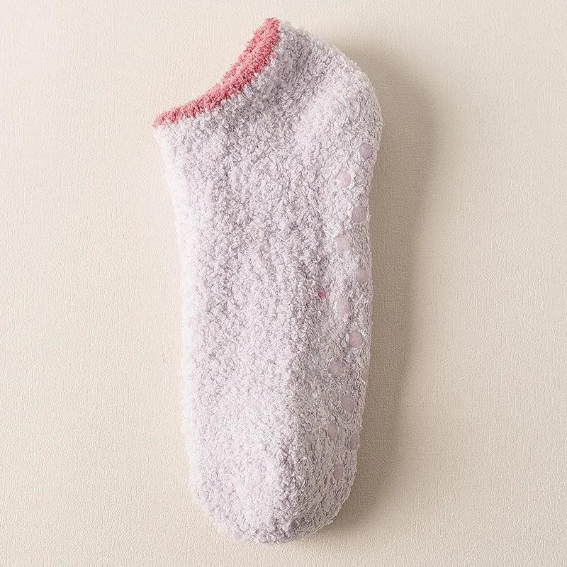 Puchate skarpety antypoślizgowe