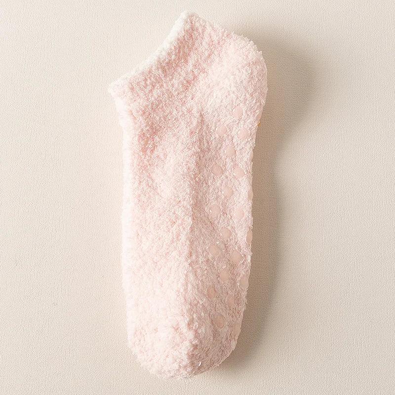 Puchate skarpety antypoślizgowe