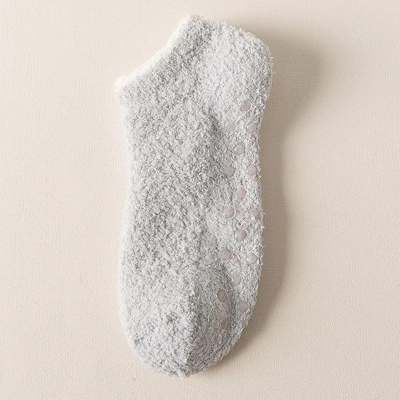 Puchate skarpety antypoślizgowe