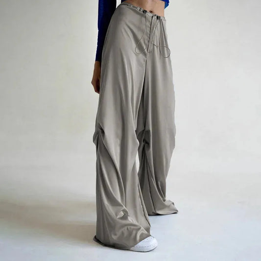 Satynowe damskie spodnie oversize - Zolaro.pl