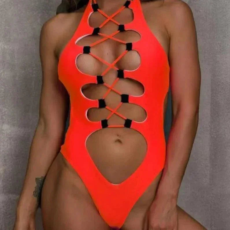 Seksowny jednoczęściowy strój kąpielowy