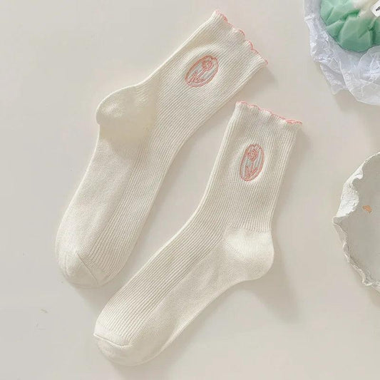 Skarpety z kwiatowym haftem