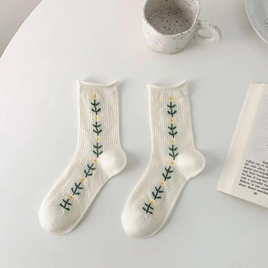 Skarpety z motywem kwiatów