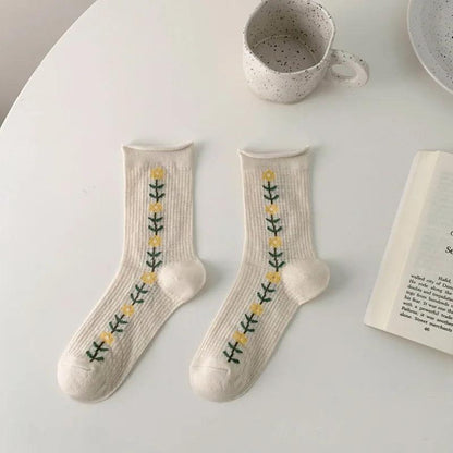 Skarpety z motywem kwiatów