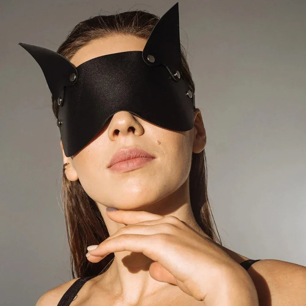 Skórzana opaska na oczy z uszami