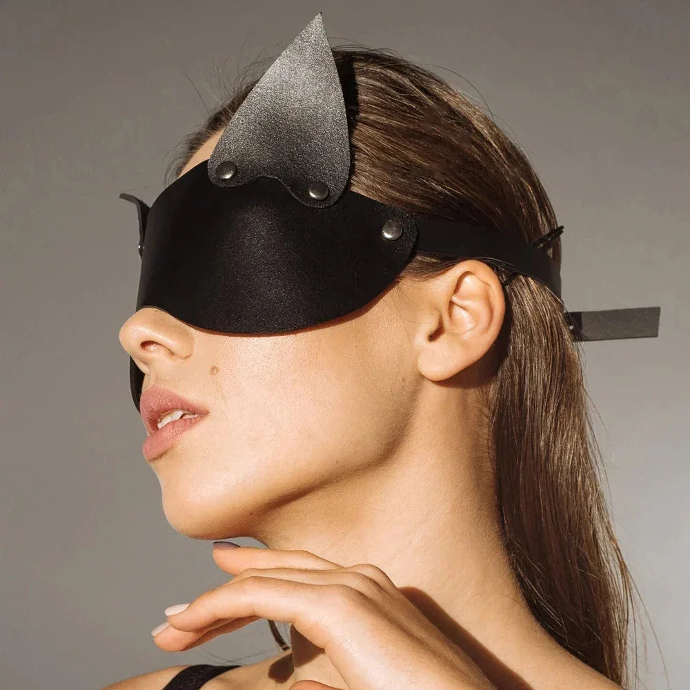 Skórzana opaska na oczy z uszami
