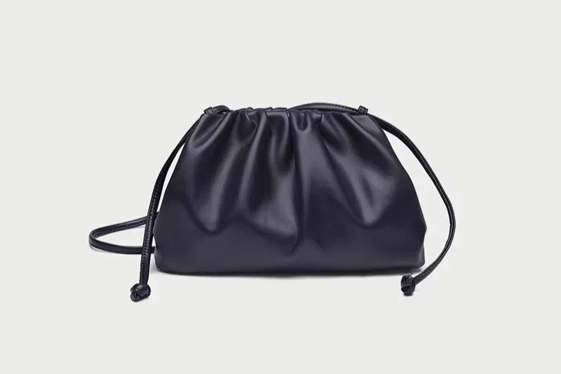 Skórzana torebka chmurka