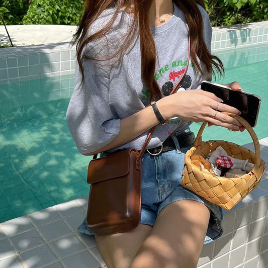 Skórzana torebka na telefon