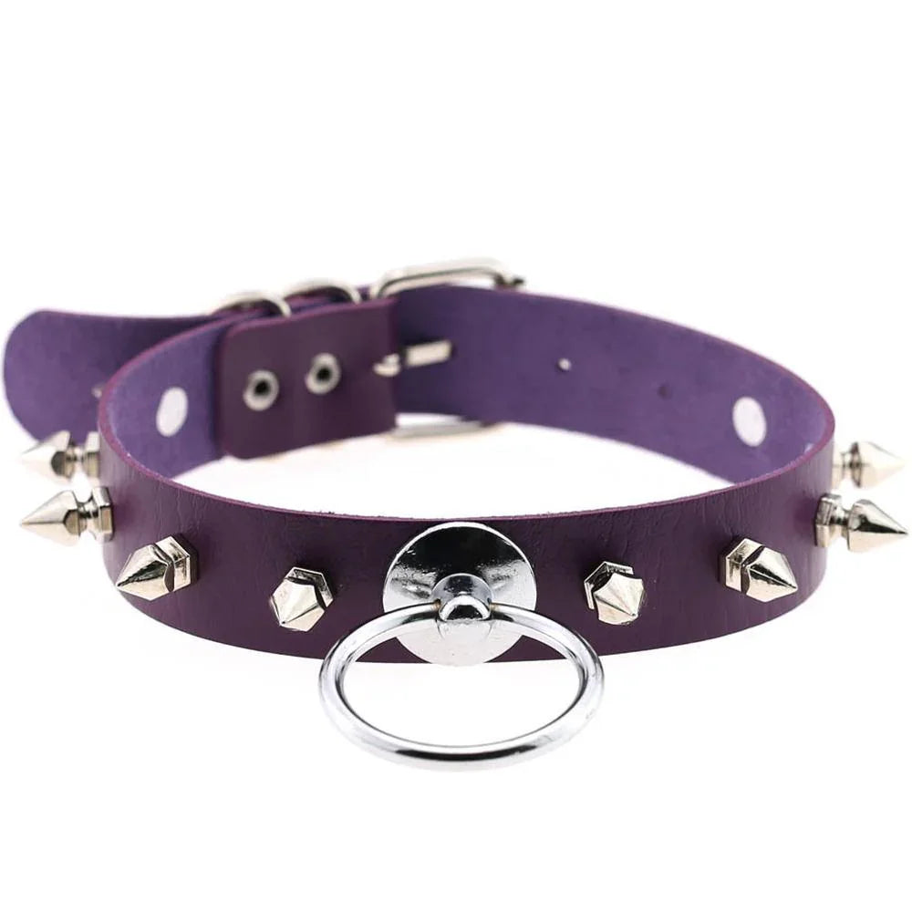 Skórzany choker z kolcami