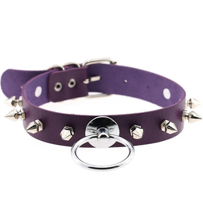 Skórzany choker z kolcami