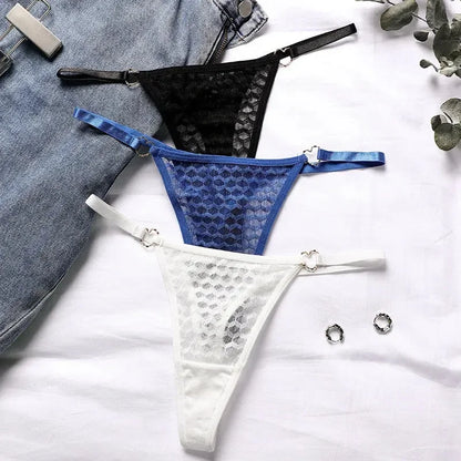 Stringi z łączeniami serduszka