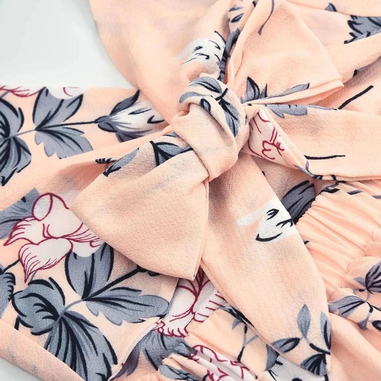 Sukienka maxi z wycięciem