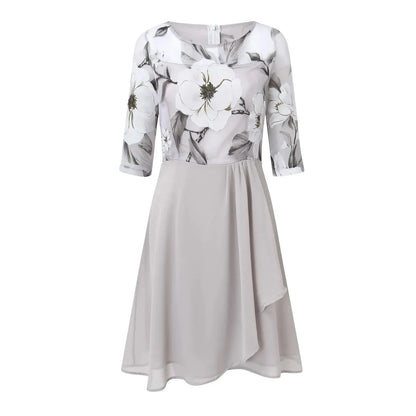 Sukienka midi z rękawem 3/4 z motywem kwiatowym