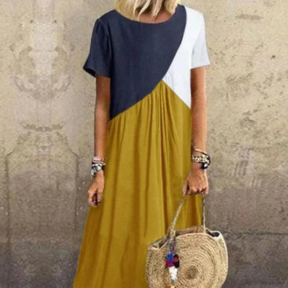 Sukienka z łączonych elementów