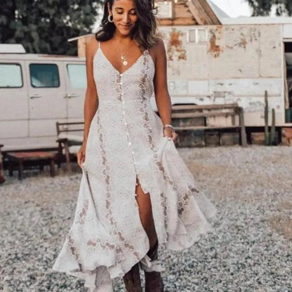 Sukienka z wężowym motywem