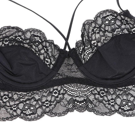 Trzyelementowy zestaw koronkowej bielizny