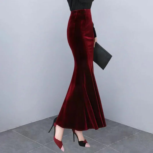 Welurowa ołówkowa spódnica maxi