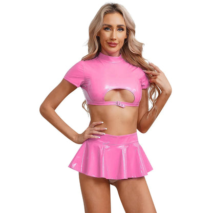 Zastaw z błyszczącym wykończeniem