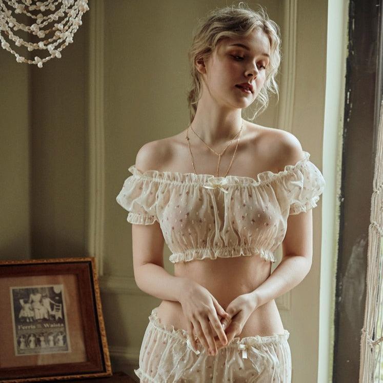 Zestaw bielizny nocnej z podwiązką