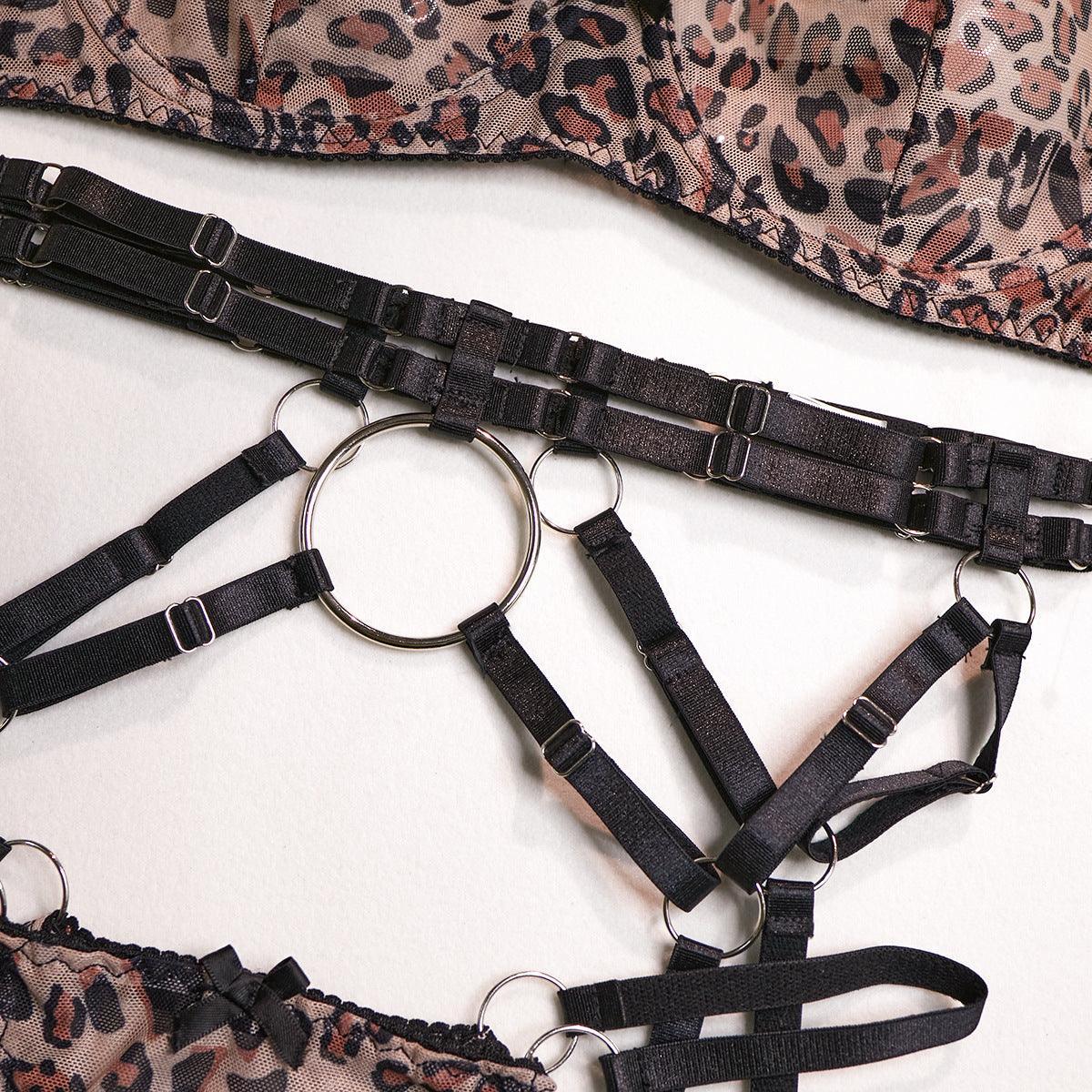 Zestaw bielizny w panterkę