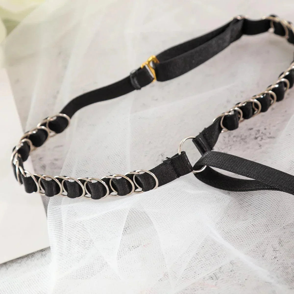 Zestaw bielizny ze spódniczką